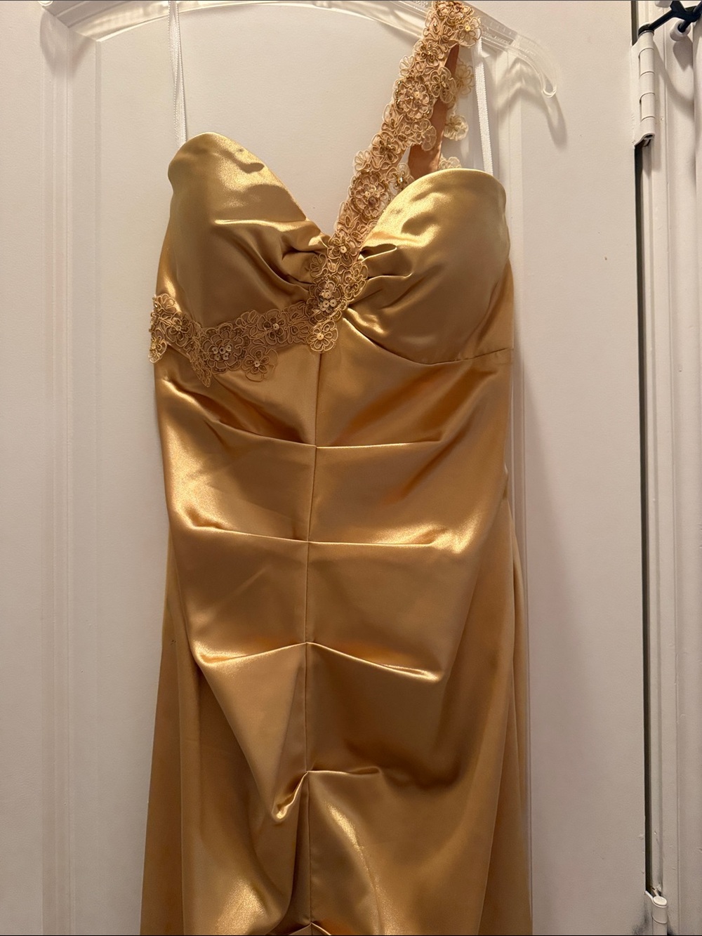 Vintage Jump Apparel by Wendye Chaitin Gold One-Shoulder Satin Prom Dress - Picture 3 of 9